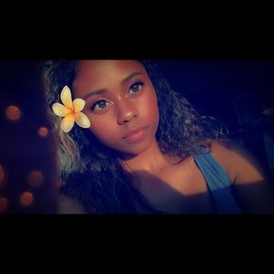 Meet your Posher, Michaela